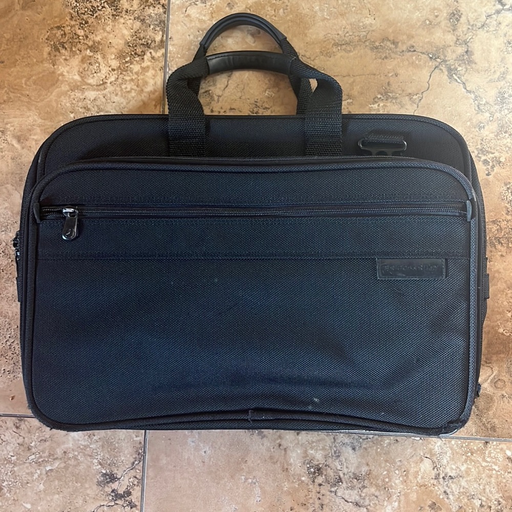 Briggs and Riley laptop bag, computer bag, travel bag, brief case.